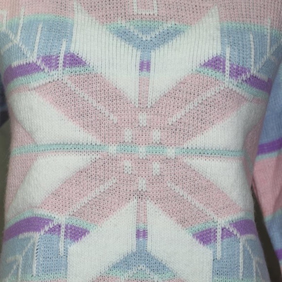 Diversity Sport Cotton Sweater (M-L) - Picture 3 of 8